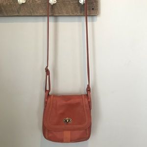 Cross body with Suade details